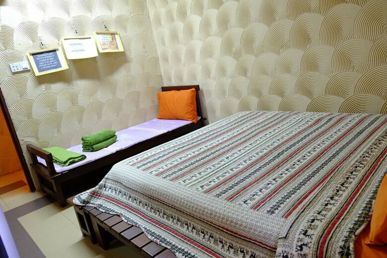 Hotel Tnt Novelty House