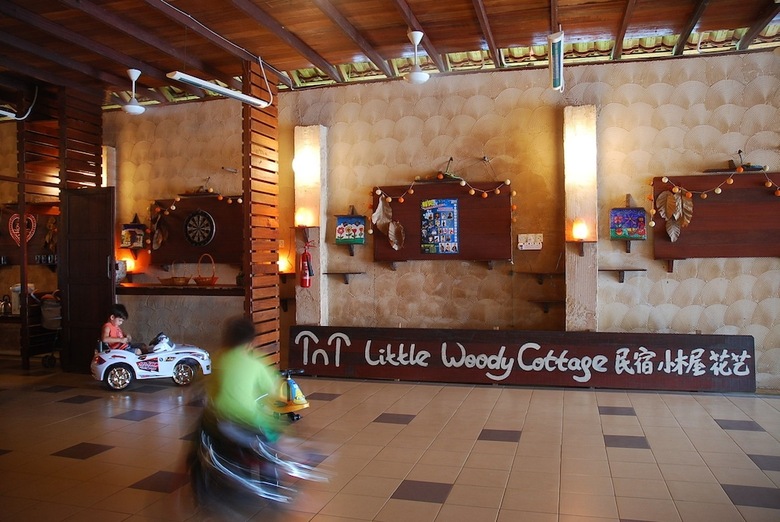 Hotel Tnt Novelty House