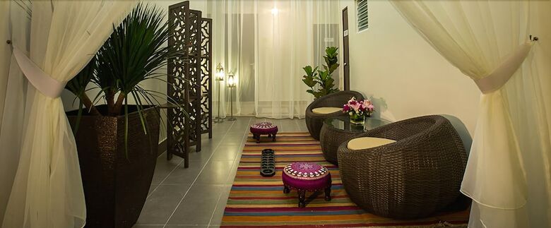 Humaira Hotel