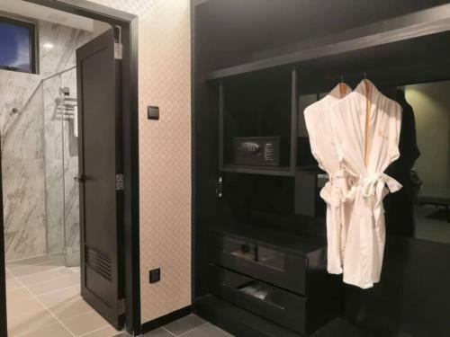 Vangohh Eminent Hotel & Spa