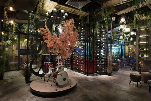 Vangohh Eminent Hotel & Spa