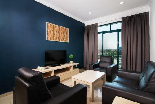 Golden View Serviced Apartments