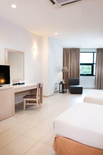 Golden View Serviced Apartments