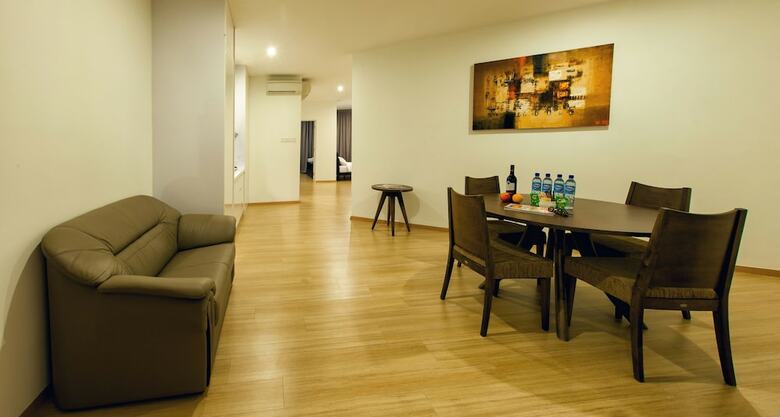 Apartamentos Luxfort 118 Service Suites