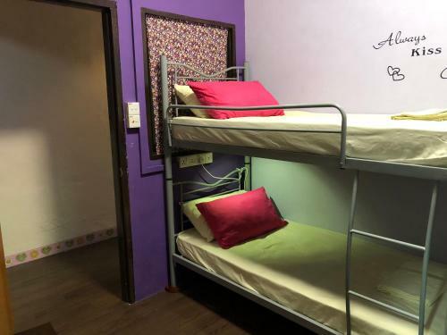 Albergue Chateau One