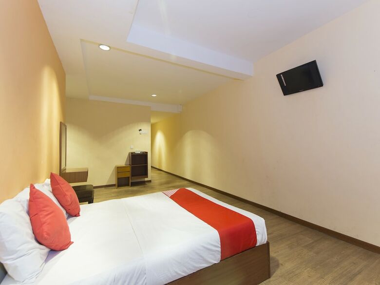 Hotel Oyo 415 Straits Settlement Inn