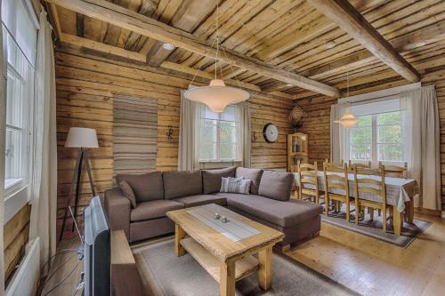 Lodge Ruka Safaris - Alinan Tupa