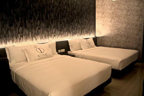 Iconic Suites & Pods Hotel