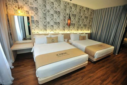 Iconic Suites & Pods Hotel