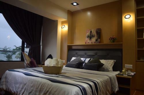 B.suites 21