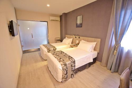 Hotel Diamond Inn