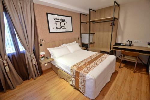 Hotel Diamond Inn