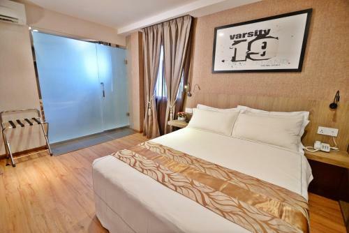 Hotel Diamond Inn