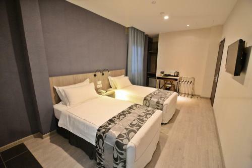 Hotel Diamond Inn