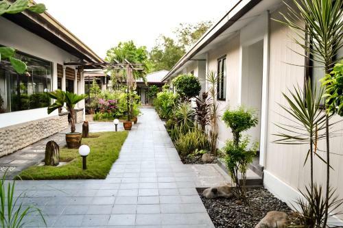Hostal Qi Hotel And Club
