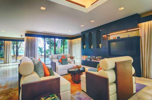 Hotel Borneo Eagle Resort