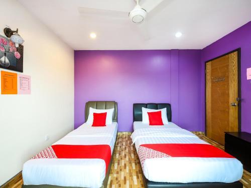 Hotel Oyo 1103 Borneo Inn