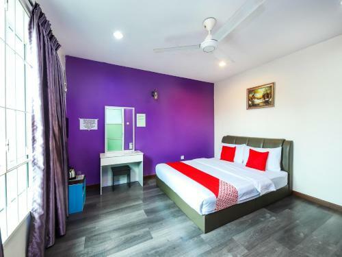 Hotel Oyo 1103 Borneo Inn