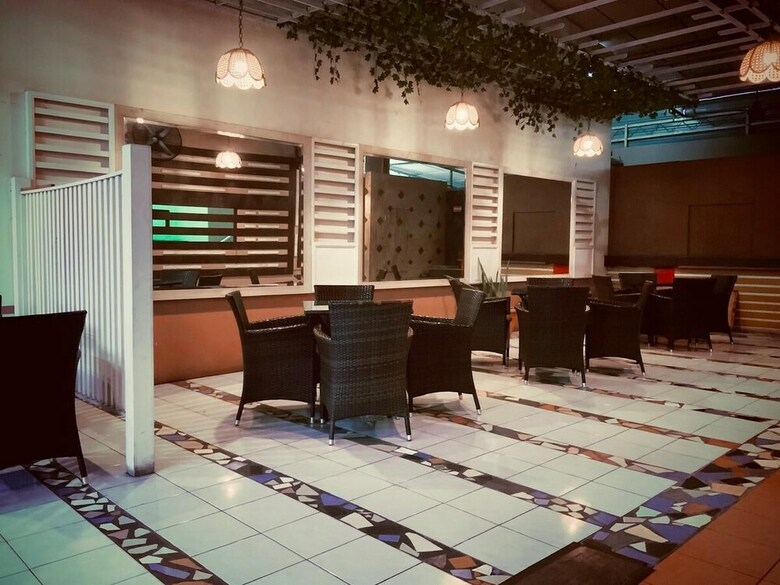 Disini Hotel