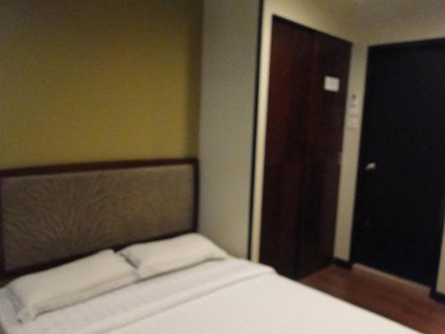 Hotel Sadong88