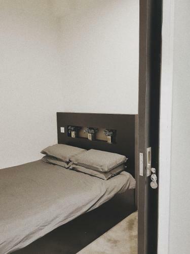 Dimple Life Hostel