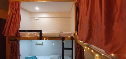 Albergue Escape Backpackers Kk