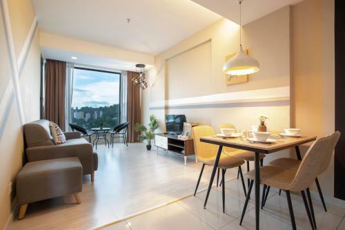 Cozy Living Sky Apartment