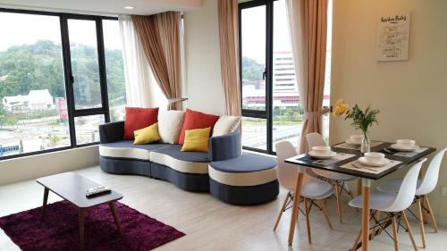 Cozy Living Sky Apartment