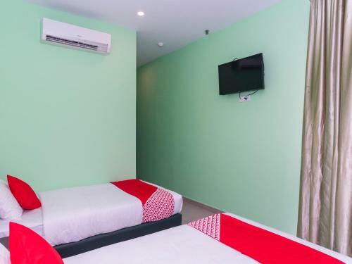 Oyo 1172 Hotel Shlyo