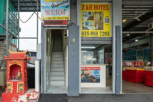 Oyo 89410 Z & H Hotel