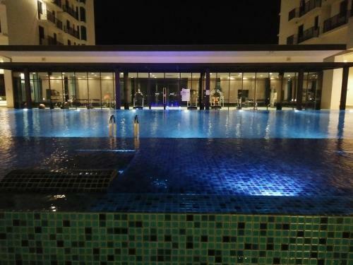 Apartamentos Euzmo Residences @ Trefoil Setia Alam
