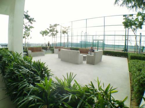 Apartamentos Euzmo Residences @ Trefoil Setia Alam