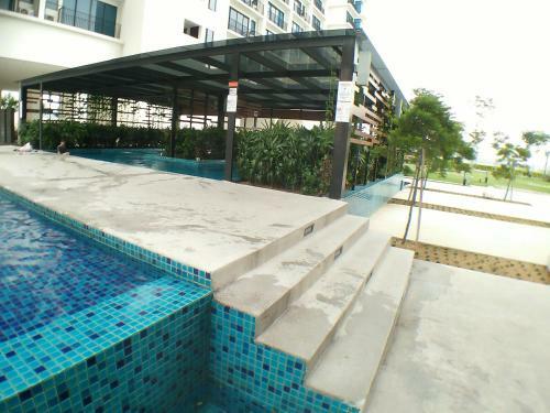 Apartamentos Euzmo Residences @ Trefoil Setia Alam