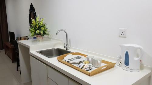 Apartamentos Euzmo Residences @ Trefoil Setia Alam