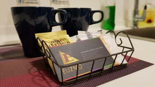 Apartamentos Euzmo Residences @ Trefoil Setia Alam