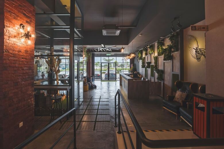 V3 Hotel & Residence Seri Alam