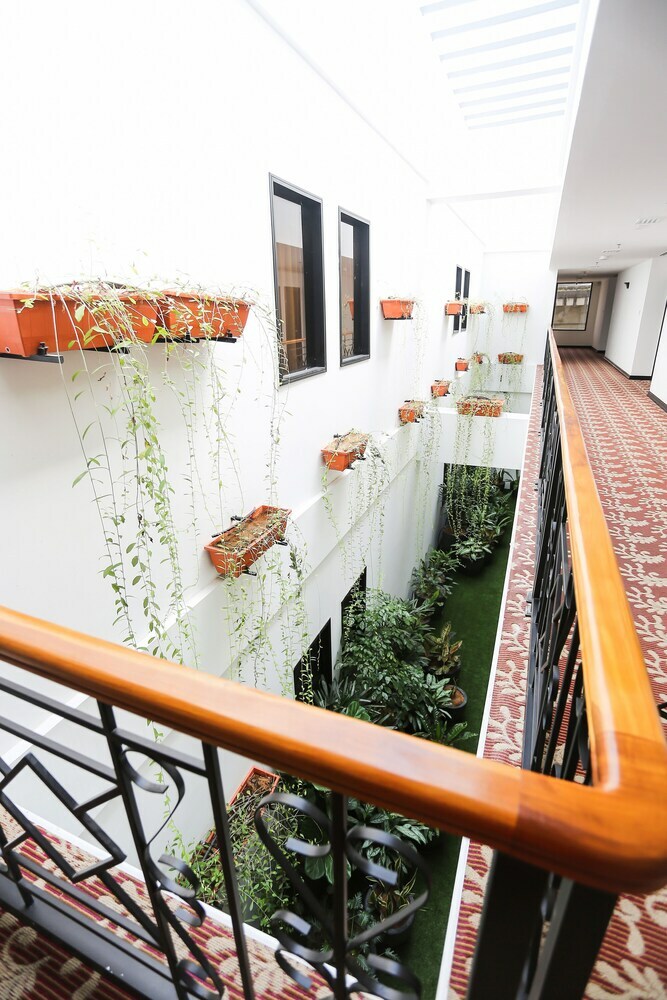 Grand Belllo Hotel Jbcc