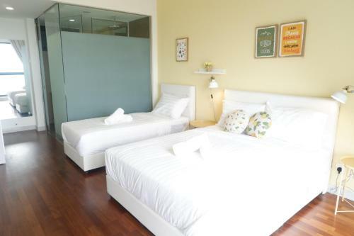 Flexiasia Bayview Apartment-bora Resident