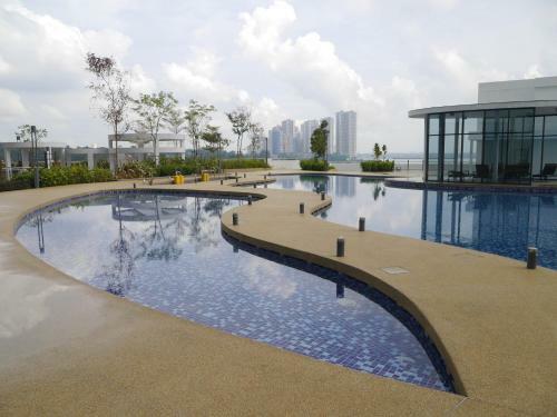 Flexiasia Bayview Apartment-bora Resident