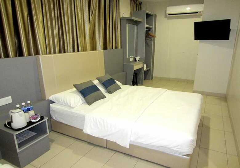 Rg Grand Hotel