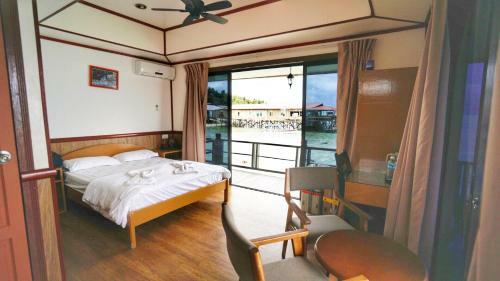 Mabul Paradise Lodge