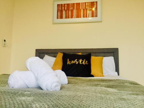 Apartamento Cozy Hideout Trefoil Setia Alam