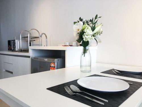 Apartamento Cozy Hideout Trefoil Setia Alam