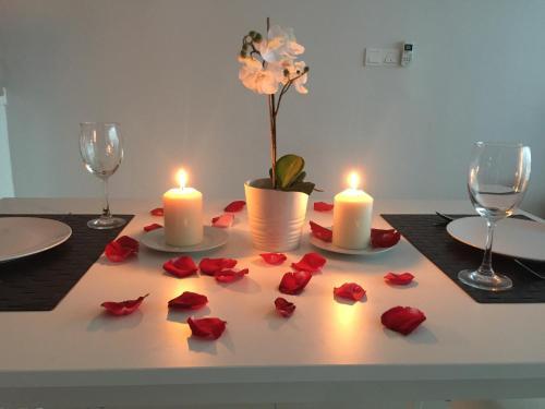 Apartamento Cozy Hideout Trefoil Setia Alam