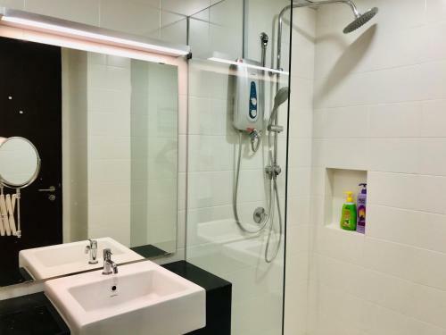 Apartamento Cozy Hideout Trefoil Setia Alam