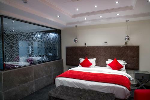 The Francis Hotel