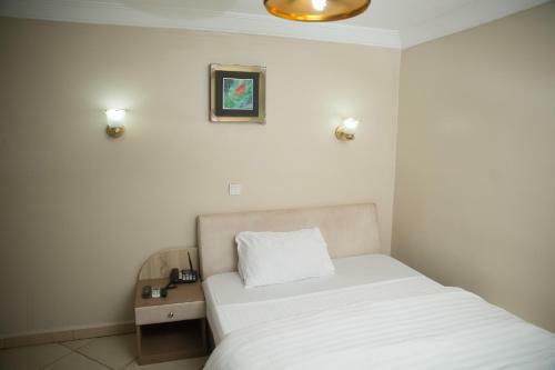 Gloriana Hotel And Suites