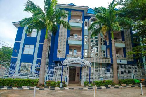 Gloriana Hotel And Suites