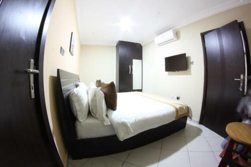 Hotel Celia's Suites