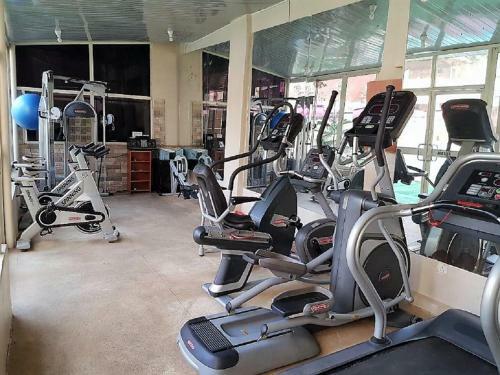 Serendib Hotel & Service Apartments